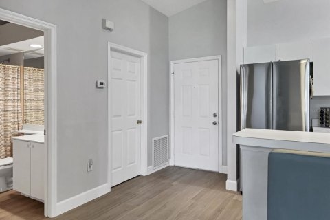 Condominio en alquiler en Sarasota, Florida, 2 dormitorios, 98.85 m2 № 2103362 - foto 16