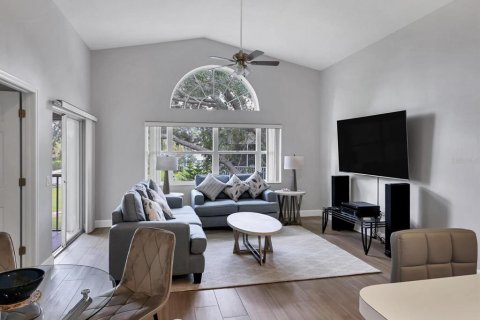 Condominio en alquiler en Sarasota, Florida, 2 dormitorios, 98.85 m2 № 2103362 - foto 4