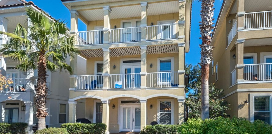 House in Destin, Florida 6 bedrooms, 241.55 sq.m. № 558361