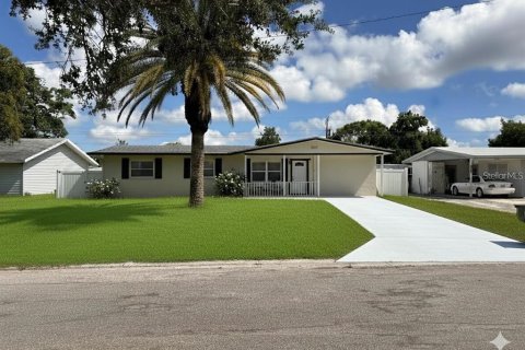 Villa ou maison à Bradenton, Floride 4 chambres, 150.13 m2 № 2410117