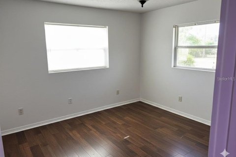 House in Bradenton, Florida 4 bedrooms, 150.13 sq.m. № 2410117 - photo 20