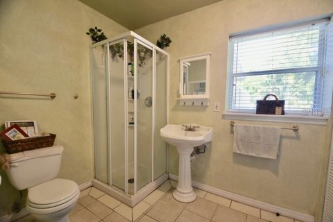 House in Bradenton, Florida 4 bedrooms, 150.13 sq.m. № 2410117 - photo 24