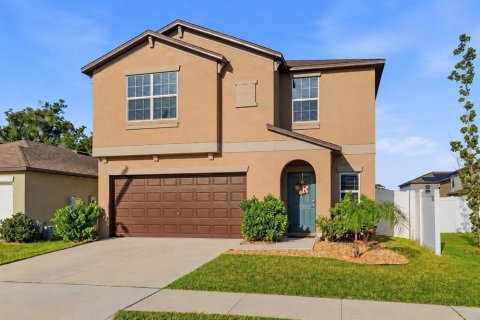 Villa ou maison à Riverview, Floride 5 chambres, 210.33 m2 № 2418381