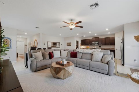 Villa ou maison à vendre à Riverview, Floride: 5 chambres, 210.33 m2 № 2418381 - photo 2