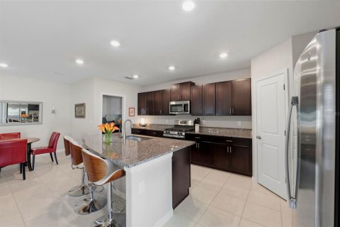 Villa ou maison à vendre à Riverview, Floride: 5 chambres, 210.33 m2 № 2418381 - photo 4