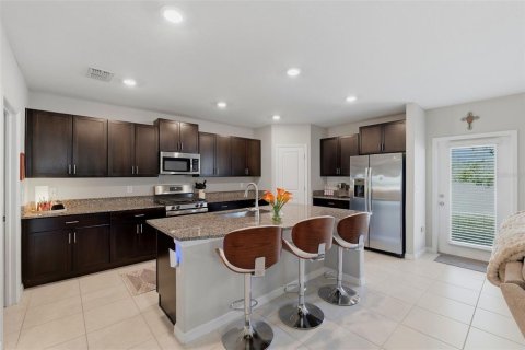 Villa ou maison à vendre à Riverview, Floride: 5 chambres, 210.33 m2 № 2418381 - photo 3