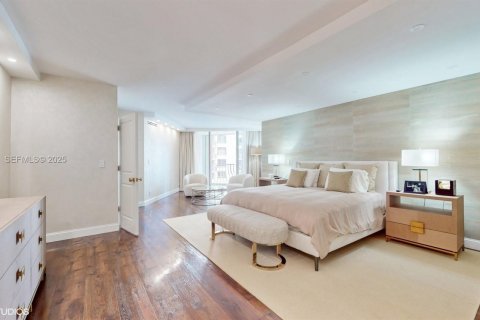Condominio en venta en Bal Harbour, Florida, 4 dormitorios, 306.58 m2 № 2034760 - foto 19