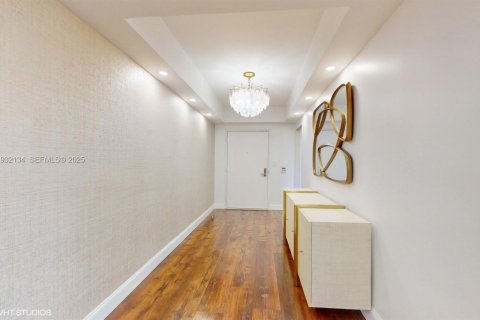 Condominio en venta en Bal Harbour, Florida, 4 dormitorios, 306.58 m2 № 2034760 - foto 5