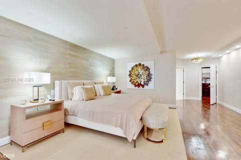 Condominio en venta en Bal Harbour, Florida, 4 dormitorios, 306.58 m2 № 2034760 - foto 17