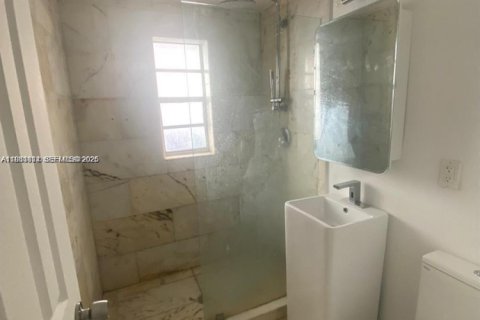 Condominio en alquiler en Miami Beach, Florida, 1 dormitorio, 41.53 m2 № 2080141 - foto 6