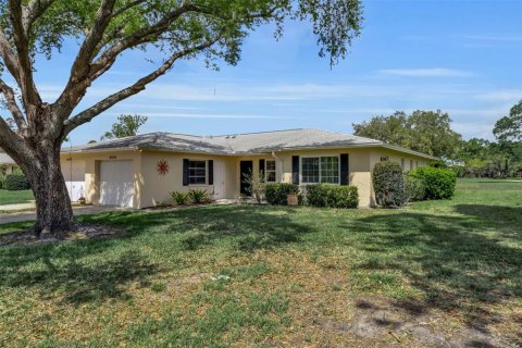 Villa ou maison à Sarasota, Floride 2 chambres, 151.62 m2 № 2105739