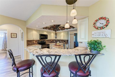 House in Port Charlotte, Florida 3 bedrooms, 154.68 sq.m. № 2157763 - photo 19