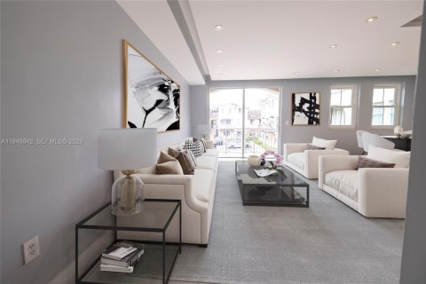Townhouse in Miami, Florida 3 bedrooms, 126.72 sq.m. № 2003229