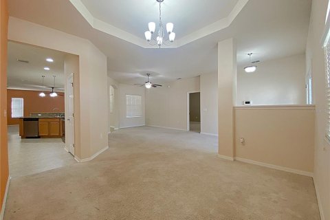 Villa ou maison à louer à Winter Haven, Floride: 4 chambres, 221.66 m2 № 2294615 - photo 8