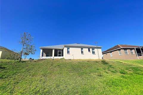 Villa ou maison à louer à Winter Haven, Floride: 4 chambres, 221.66 m2 № 2294615 - photo 23