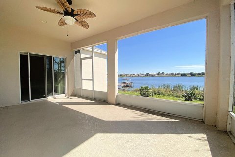 Villa ou maison à louer à Winter Haven, Floride: 4 chambres, 221.66 m2 № 2294615 - photo 22
