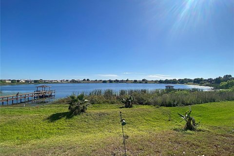 Villa ou maison à louer à Winter Haven, Floride: 4 chambres, 221.66 m2 № 2294615 - photo 25