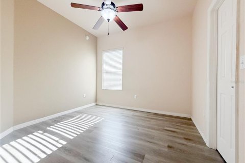 Villa ou maison à louer à Winter Haven, Floride: 4 chambres, 221.66 m2 № 2294615 - photo 18