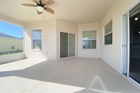 Villa ou maison à louer à Winter Haven, Floride: 4 chambres, 221.66 m2 № 2294615 - photo 21