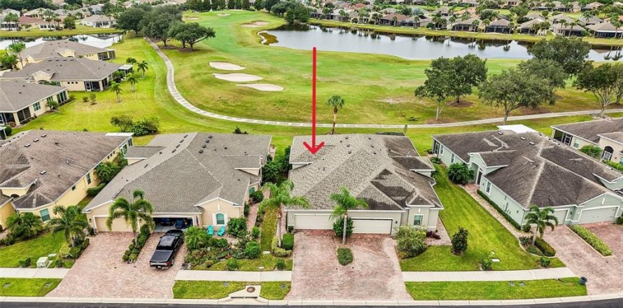 House in Sun City Center, Florida 2 bedrooms, 138.7 sq.m. № 2396340