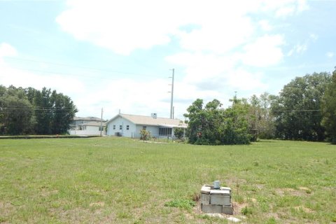 House in Dade City, Florida 3 bedrooms, 170.57 sq.m. № 1743078 - photo 25