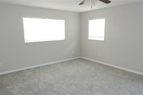 House in Dade City, Florida 3 bedrooms, 170.57 sq.m. № 1743078 - photo 18