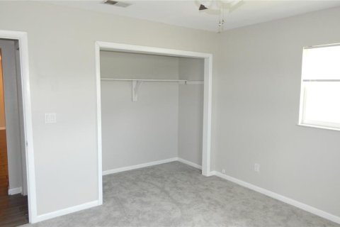 House in Dade City, Florida 3 bedrooms, 170.57 sq.m. № 1743078 - photo 14