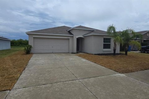 House in Ruskin, Florida 4 bedrooms, 180.14 sq.m. № 1687572 - photo 1