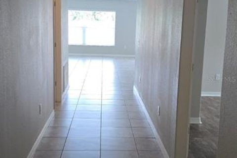 House in Ruskin, Florida 4 bedrooms, 180.14 sq.m. № 1687572 - photo 4