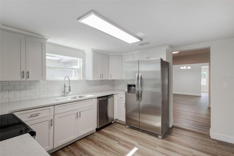Villa ou maison à vendre à Auburndale, Floride: 3 chambres, 131.18 m2 № 1197119 - photo 3