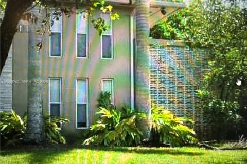 Condo in South Miami, Florida, 1 bedroom  № 2072377