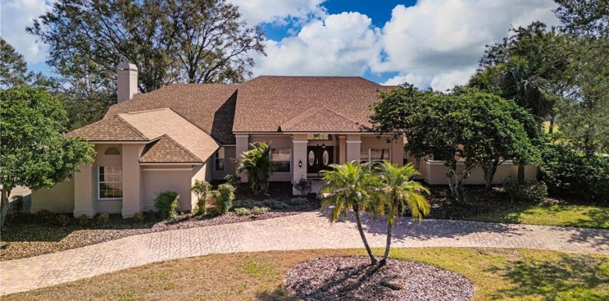Villa ou maison à Lady Lake, Floride 4 chambres, 377 m2 № 1543598