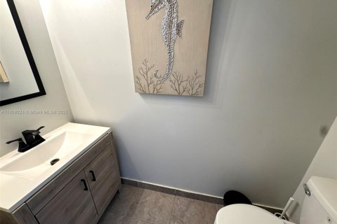 Townhouse in Homestead, Florida 3 bedrooms, 130.81 sq.m. № 1967743 - photo 9