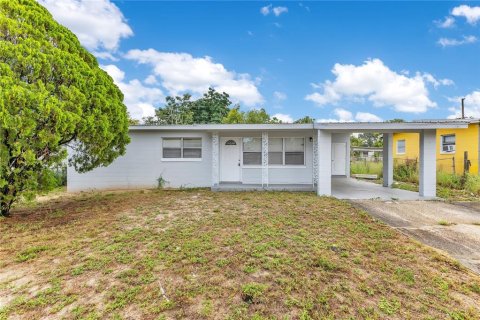 House in Orlando, Florida 3 bedrooms, 88.63 sq.m. № 2218203 - photo 2