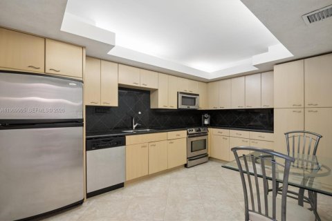 Купить кондоминиум в Майами-Бич, Флорида 2 спальни, 113.81м2, № 2057669 - фото 13