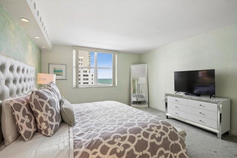 Купить кондоминиум в Майами-Бич, Флорида 2 спальни, 113.81м2, № 2057669 - фото 14