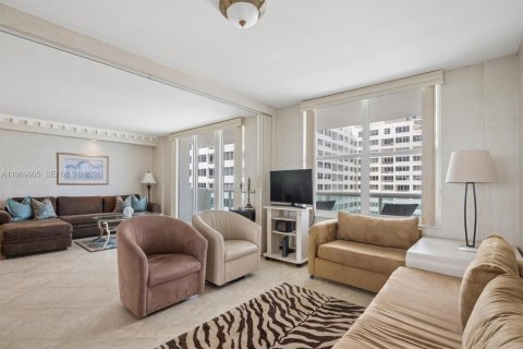 Купить кондоминиум в Майами-Бич, Флорида 2 спальни, 113.81м2, № 2057669 - фото 7