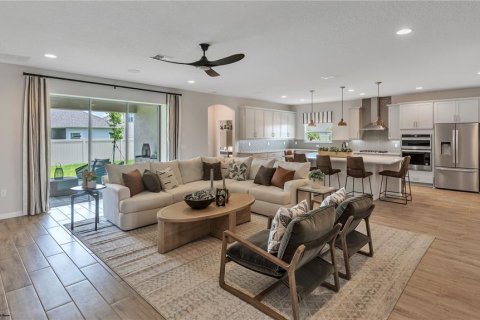 Villa ou maison à vendre à Orange Park, Floride: 4 chambres, 231.61 m2 № 2230458 - photo 2