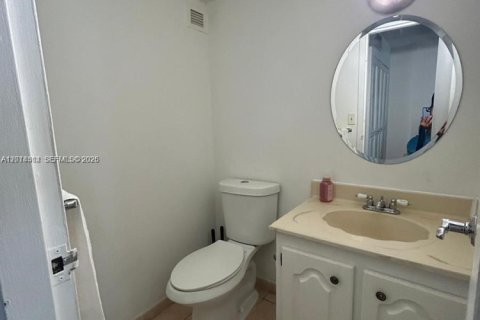 Copropriété à louer à Sunny Isles Beach, Floride: 1 chambre, 71.26 m2 № 2076444 - photo 12