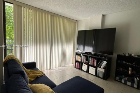 Copropriété à louer à Sunny Isles Beach, Floride: 1 chambre, 71.26 m2 № 2076444 - photo 10