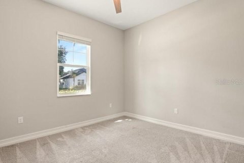 House in Ocala, Florida 4 bedrooms, 246.38 sq.m. № 1875990 - photo 19