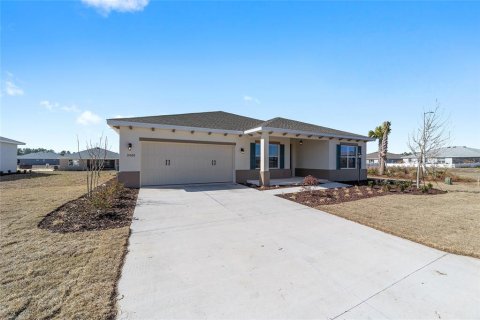 Villa ou maison à vendre à Ocala, Floride: 2 chambres, 187.57 m2 № 2143167 - photo 2