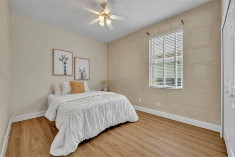 House in Winter Springs, Florida 3 bedrooms, 164.07 sq.m. № 1829737 - photo 25