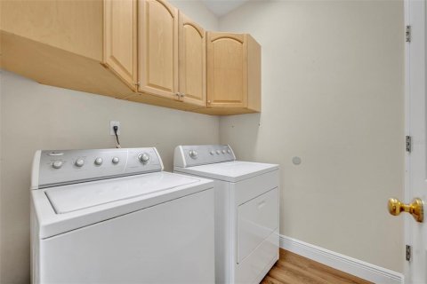 House in Winter Springs, Florida 3 bedrooms, 164.07 sq.m. № 1829737 - photo 28