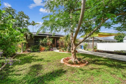 Casa en venta en Saint Petersburg, Florida, 3 dormitorios, 113.34 m2 № 1829576 - foto 2