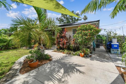 Casa en venta en Saint Petersburg, Florida, 3 dormitorios, 113.34 m2 № 1829576 - foto 6