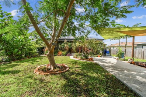 Casa en venta en Saint Petersburg, Florida, 3 dormitorios, 113.34 m2 № 1829576 - foto 3