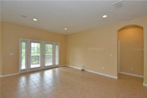 Casa en alquiler en Land O' Lakes, Florida, 3 dormitorios, 189.71 m2 № 1919760 - foto 4