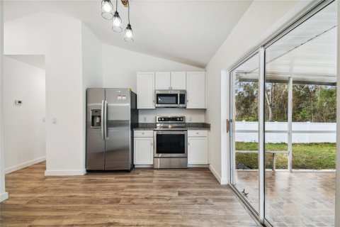 House in Homosassa, Florida 3 bedrooms, 127.83 sq.m. № 2233832 - photo 21