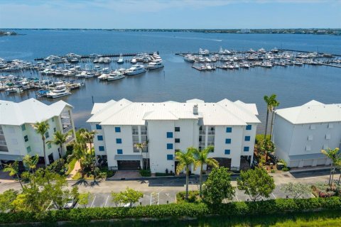 Condo à Stuart, Floride, 2 chambres № 2083552